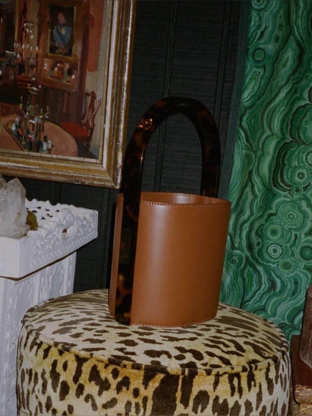 NWOT Staud tan leather Bissett bucket bag with tortoise shell handle
